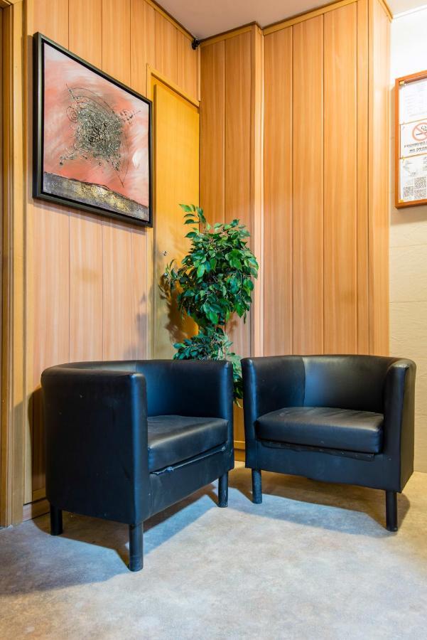Auberge de jeunesse Residencia Sants à Barcelone Extérieur photo
