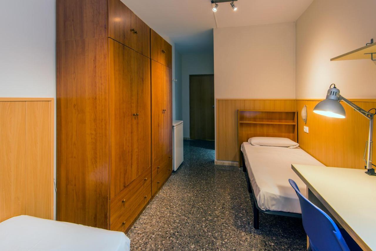 Auberge de jeunesse Residencia Sants à Barcelone Chambre photo
