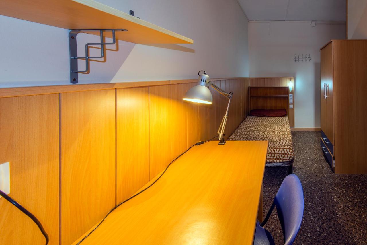 Auberge de jeunesse Residencia Sants à Barcelone Chambre photo