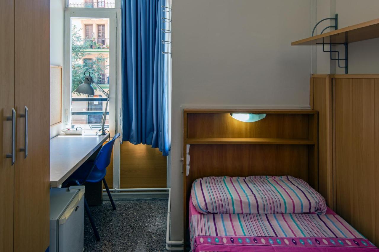 Auberge de jeunesse Residencia Sants à Barcelone Chambre photo