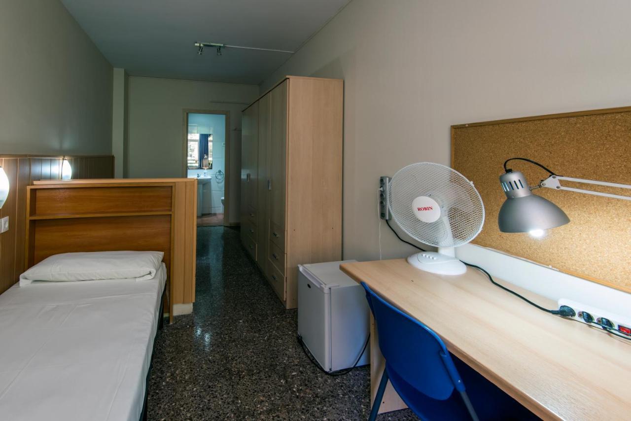 Auberge de jeunesse Residencia Sants à Barcelone Chambre photo